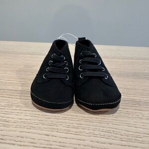 NWT Old Navy Infant Sneakers